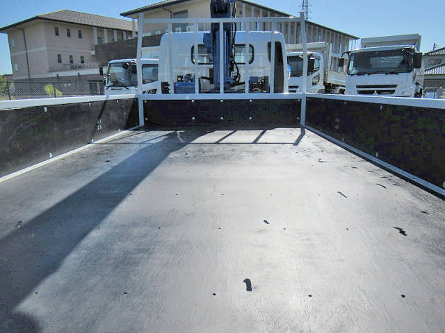 三菱ふそうキャンタークレーン5段小型（2t・3t）[写真04]