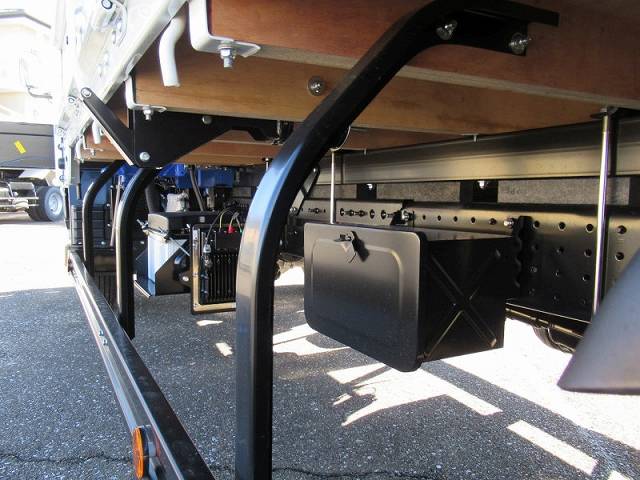 三菱ふそうキャンタークレーン5段小型（2t・3t）[写真08]