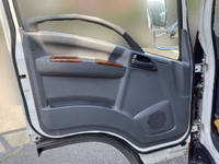 いすゞエルフアルミバン小型（2t・3t）[写真19]