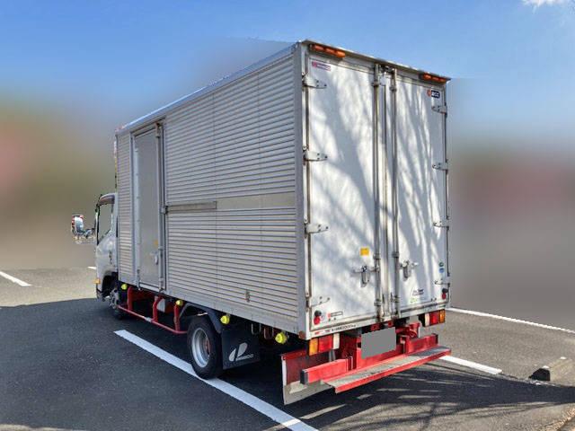 いすゞエルフアルミバン小型（2t・3t）[写真04]