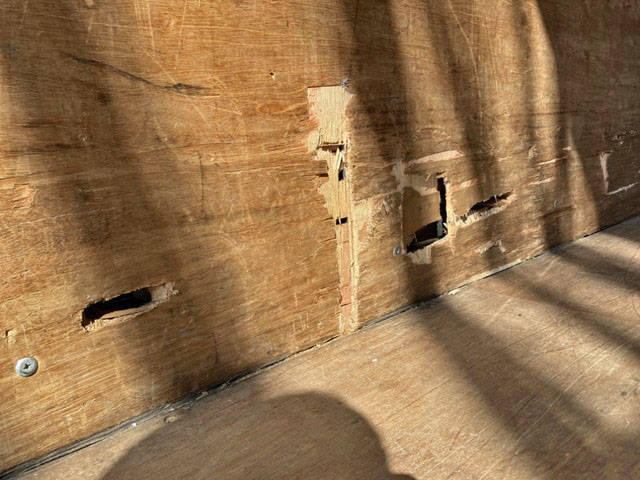 いすゞエルフアルミバン小型（2t・3t）[写真09]