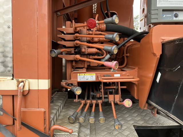 日野プロフィアクレーン3段大型（10t）[写真15]