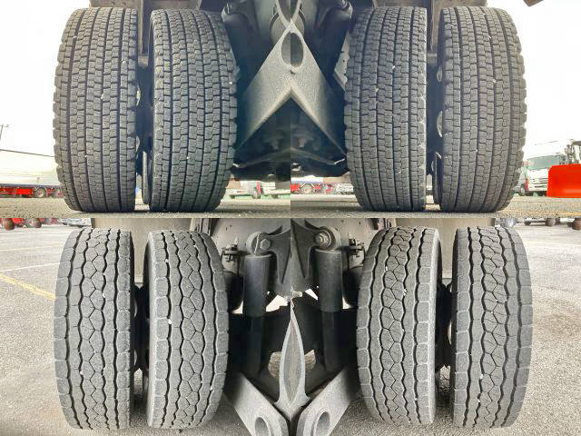 日野プロフィアクレーン3段大型（10t）[写真24]