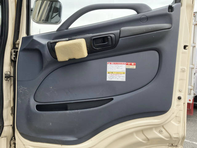 日野プロフィアクレーン3段大型（10t）[写真30]