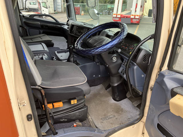 日野プロフィアクレーン3段大型（10t）[写真34]