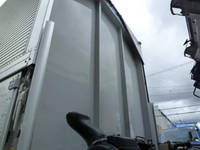 いすゞフォワードアルミウイング中型（4t）[写真27]