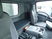 いすゞフォワードアルミウイング中型（4t）[写真32]