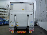 いすゞフォワードアルミウイング中型（4t）[写真09]