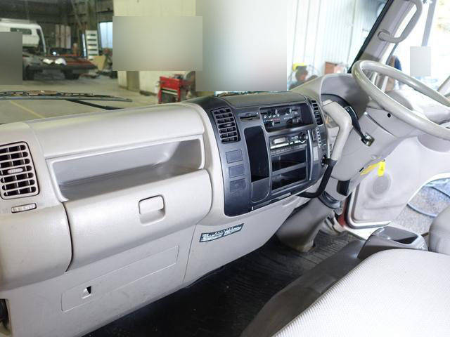 トヨタトヨエース平ボディ小型（2t・3t）[写真27]