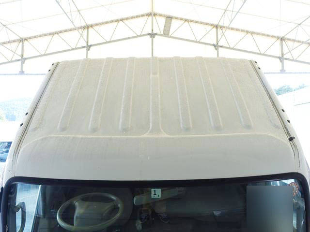 トヨタトヨエース平ボディ小型（2t・3t）[写真06]