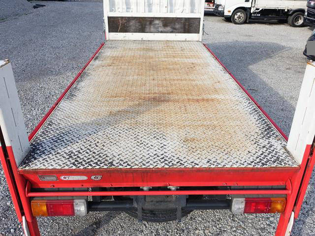 トヨタトヨエース平ボディ小型（2t・3t）[写真09]