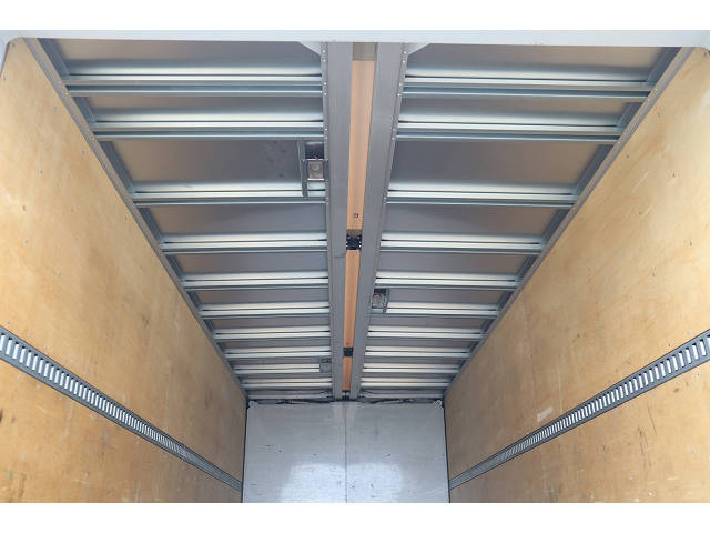 日野レンジャーアルミウイング中型（4t）[写真08]