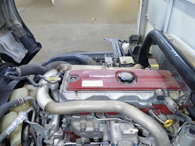 トヨタトヨエース平ボディ小型（2t・3t）[写真18]