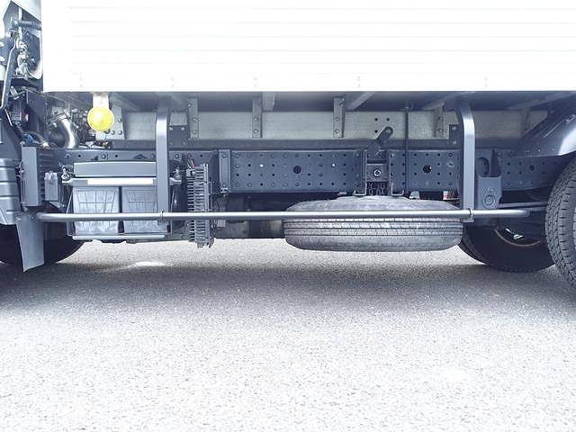 三菱ふそうキャンターアルミバン小型（2t・3t）[写真15]