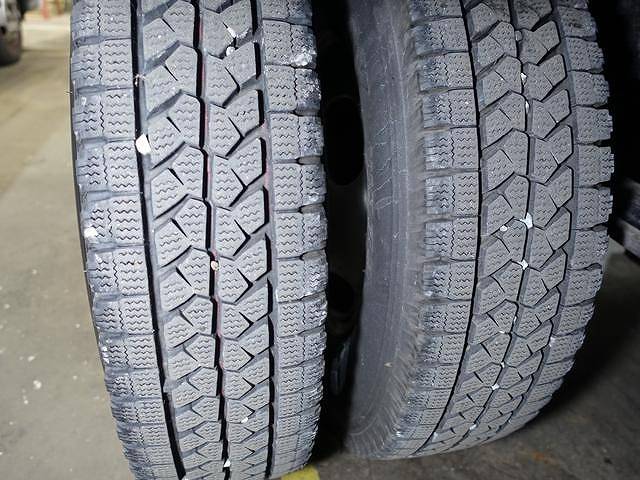 三菱ふそうキャンターアルミバン小型（2t・3t）[写真17]