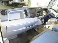 三菱ふそうキャンターアルミバン小型（2t・3t）[写真24]