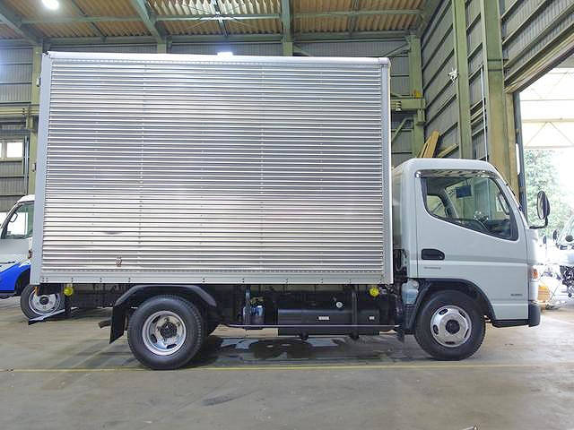 三菱ふそうキャンターアルミバン小型（2t・3t）[写真04]