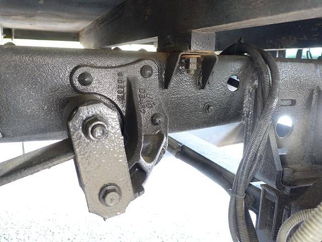 いすゞエルフ平ボディ小型（2t・3t）[写真18]