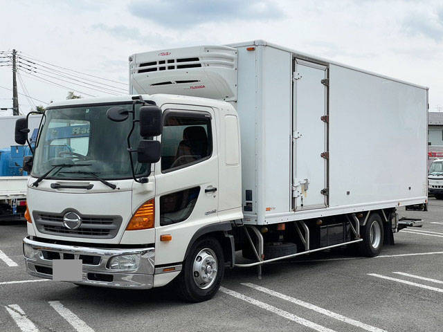 日野レンジャー冷凍車（冷蔵車）中型（4t）[写真01]