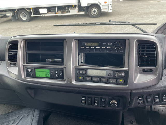 日野レンジャー冷凍車（冷蔵車）中型（4t）[写真19]