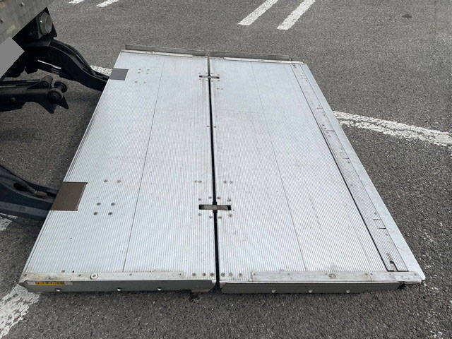 日野レンジャー冷凍車（冷蔵車）中型（4t）[写真29]