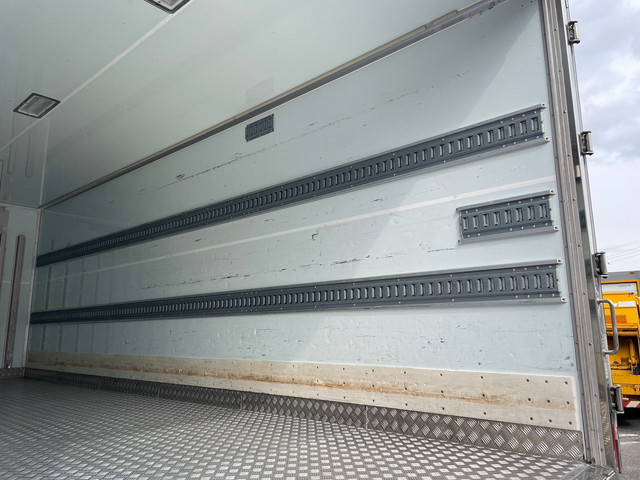 日野レンジャー冷凍車（冷蔵車）中型（4t）[写真36]