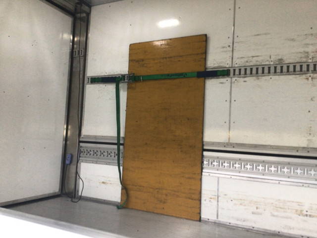 三菱ふそうファイター冷蔵冷凍ウイング増トン（6t・8t）[写真12]