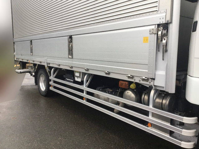 三菱ふそうファイター冷蔵冷凍ウイング増トン（6t・8t）[写真17]