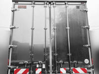 三菱ふそうファイター冷蔵冷凍ウイング増トン（6t・8t）[写真02]