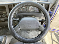 いすゞフォワードパネルバン中型（4t）[写真33]