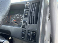 いすゞフォワードパネルバン中型（4t）[写真35]