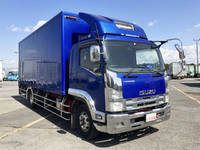 いすゞフォワードパネルバン中型（4t）[写真03]