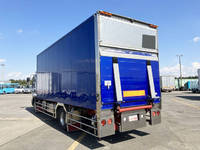 いすゞフォワードパネルバン中型（4t）[写真04]