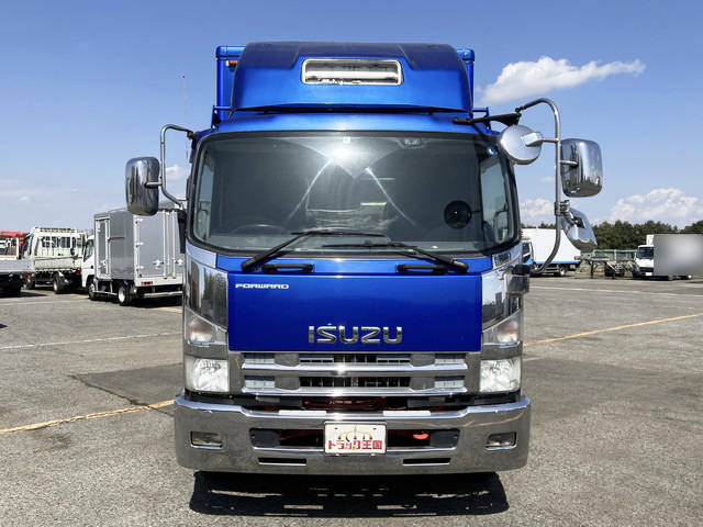 いすゞフォワードパネルバン中型（4t）[写真07]