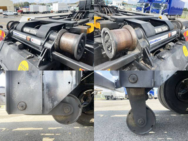 UDトラックスクオンアームロール大型（10t）[写真13]