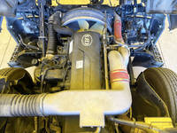 UDトラックスクオンアームロール大型（10t）[写真22]