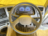 UDトラックスクオンアームロール大型（10t）[写真31]