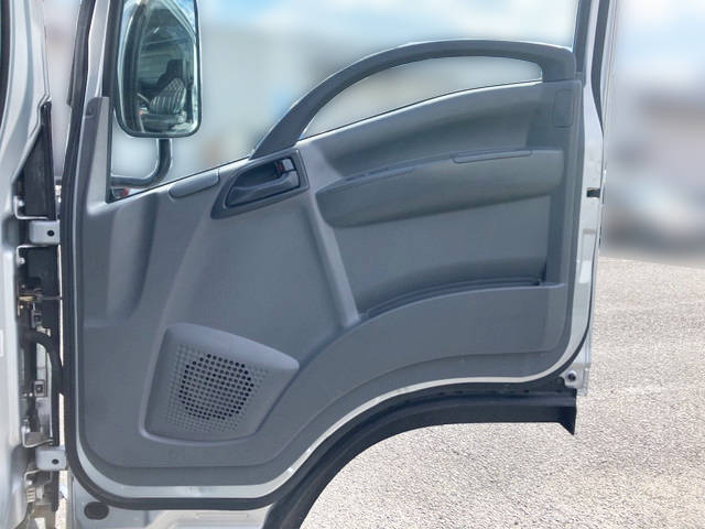 いすゞエルフクレーン4段小型（2t・3t）[写真28]