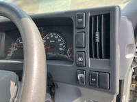 いすゞエルフクレーン4段小型（2t・3t）[写真36]