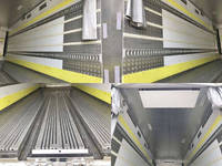 UDトラックスコンドル冷凍車（冷蔵車）増トン（6t・8t）[写真11]