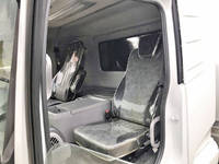 UDトラックスコンドル冷凍車（冷蔵車）増トン（6t・8t）[写真25]