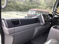 UDトラックスコンドル冷凍車（冷蔵車）増トン（6t・8t）[写真27]