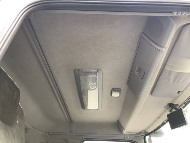 UDトラックスコンドル冷凍車（冷蔵車）増トン（6t・8t）[写真30]