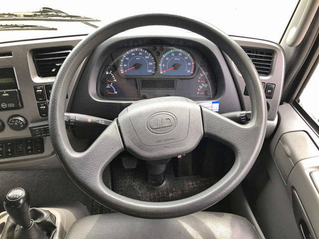 UDトラックスコンドル冷凍車（冷蔵車）増トン（6t・8t）[写真31]