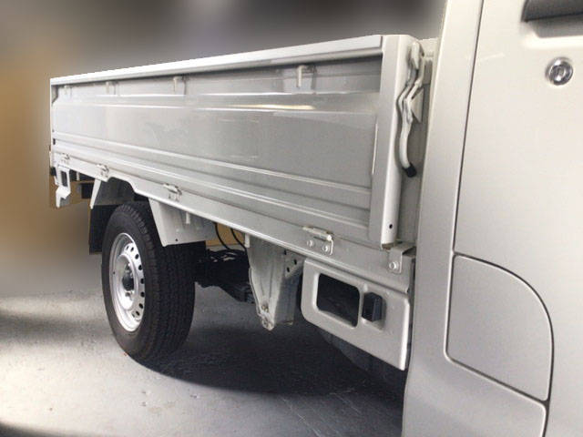 マツダボンゴ平ボディ小型（2t・3t）[写真05]