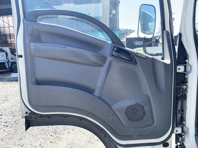 いすゞエルフアルミブロック小型（2t・3t）[写真27]