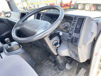 いすゞエルフアルミブロック小型（2t・3t）[写真33]