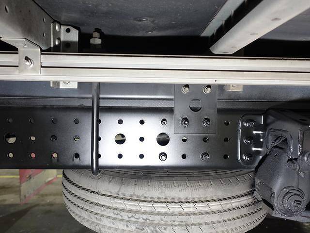 三菱ふそうキャンターアルミウイング小型（2t・3t）[写真17]