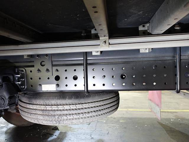 三菱ふそうキャンターアルミウイング小型（2t・3t）[写真18]