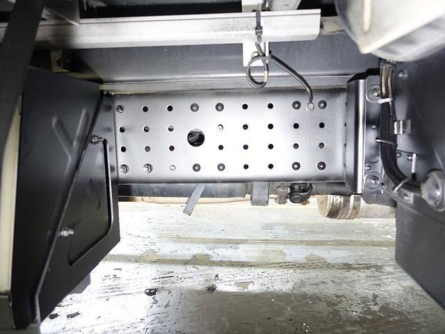 三菱ふそうキャンターアルミウイング小型（2t・3t）[写真20]